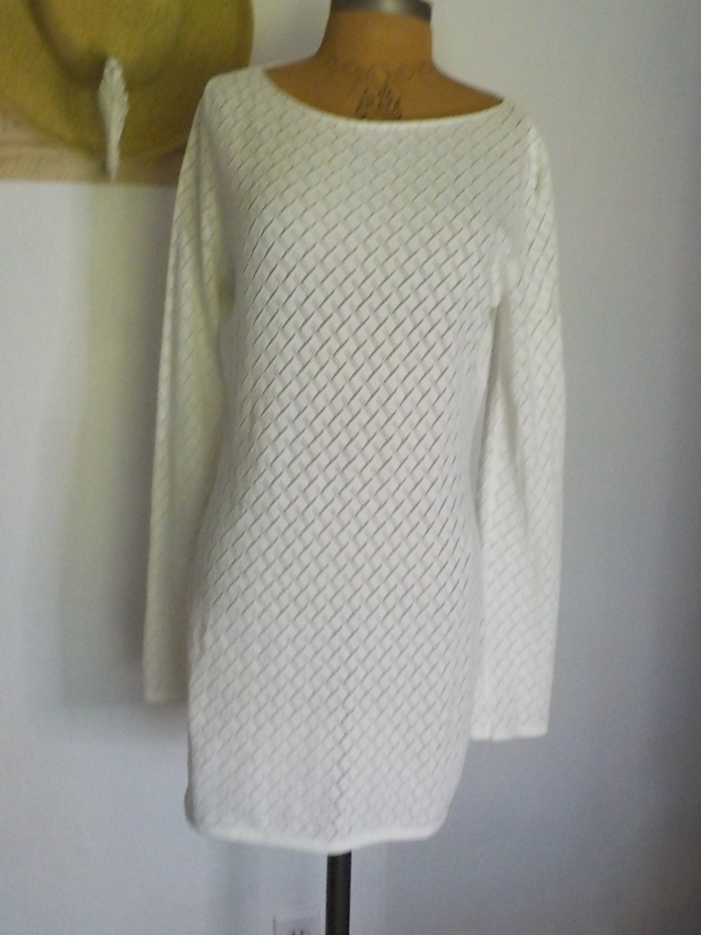 CREAM KNIT MINI DRESS/BEACH COVER-UP/TUNIC - Picture 4 of 12